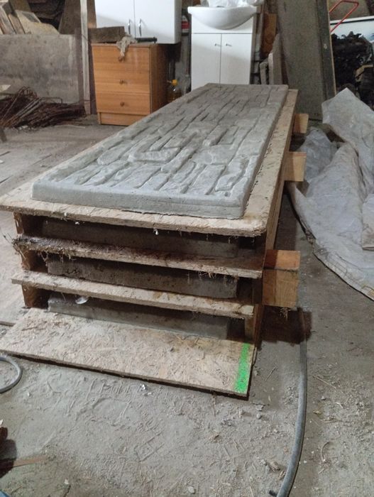 Formy z włókna szklanego do płyt betonowych