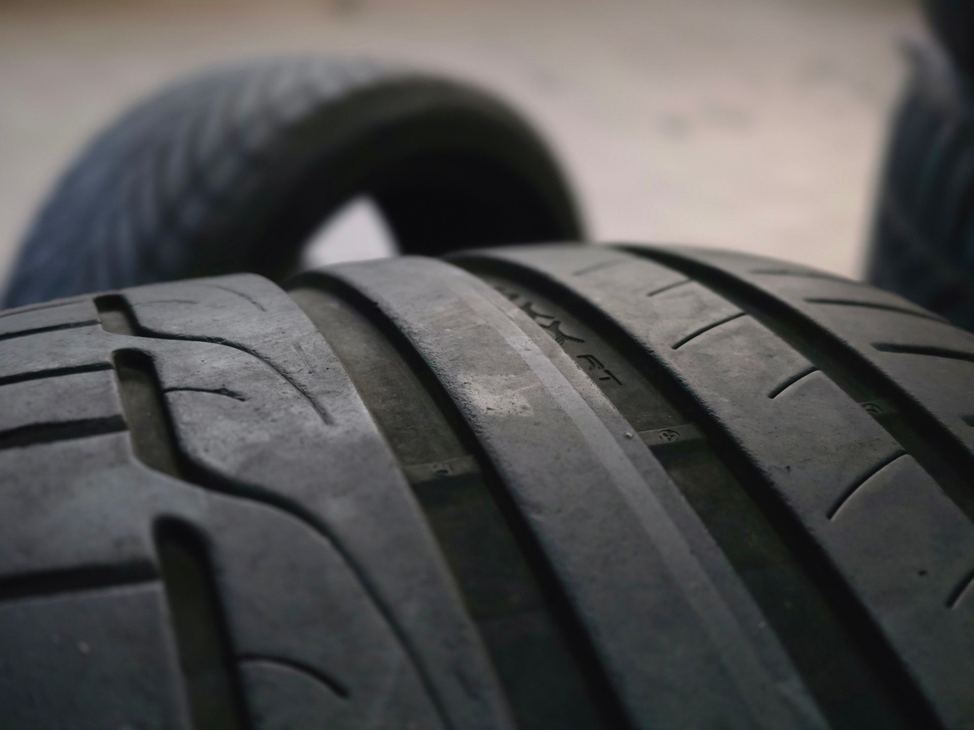 Pneus 265/30 R20 - 90%