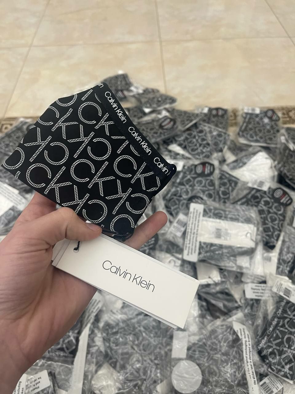 Calvin Klein маски