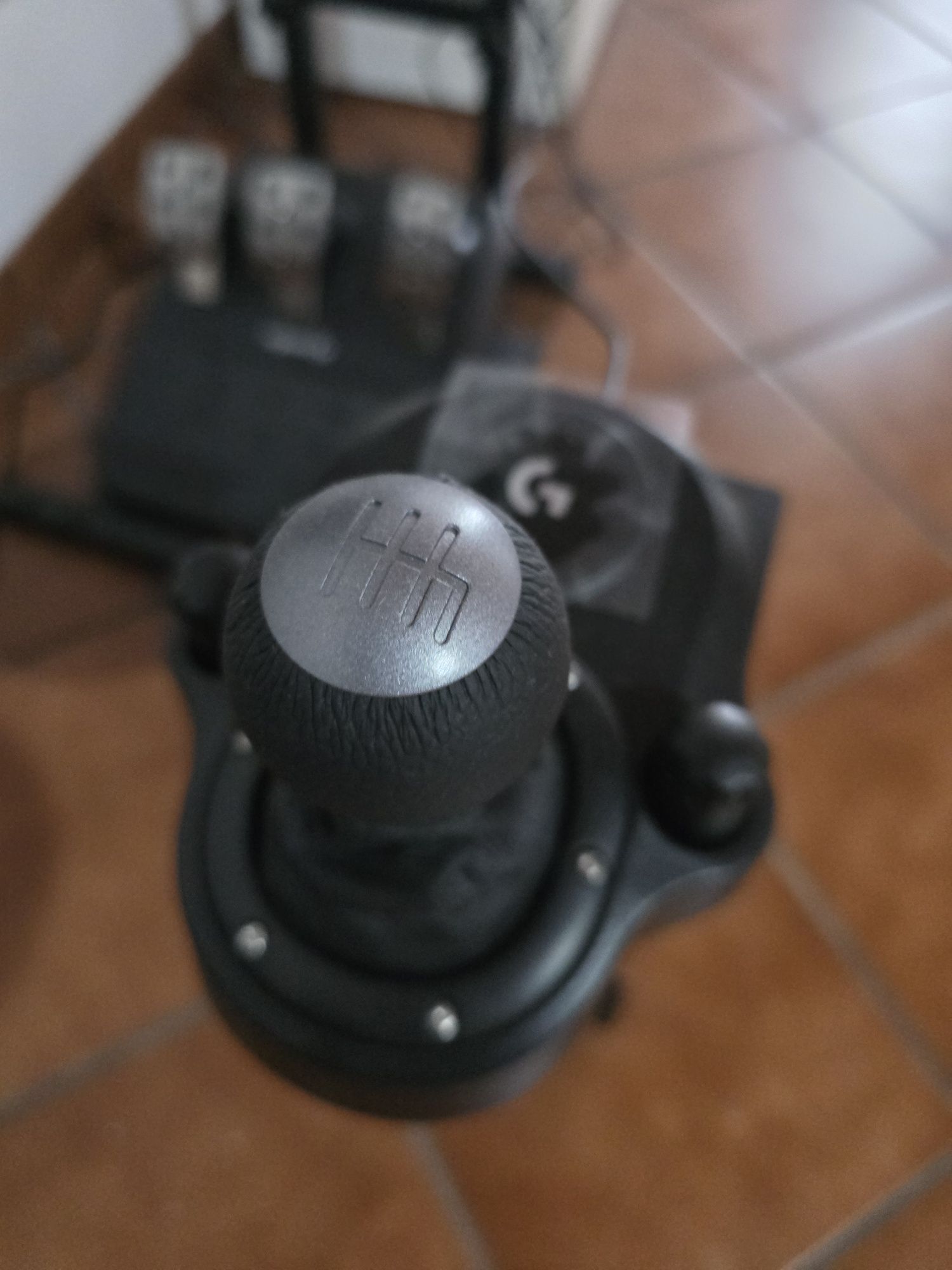 Volante g29,com suporte e shifter playstation 4,5 e pc