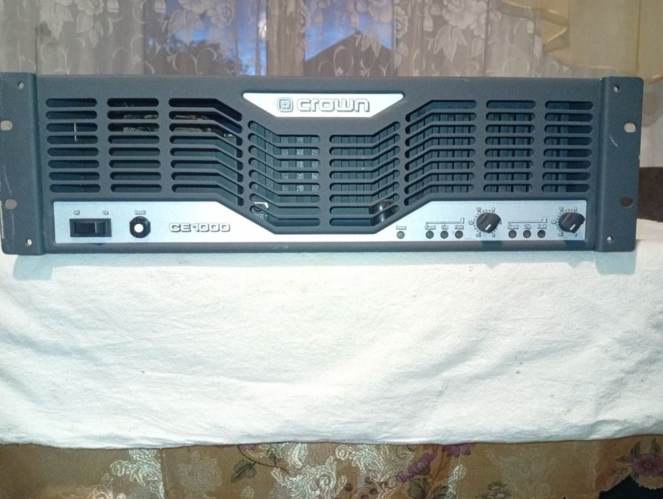 Підсилювач CROWN CE-1000. made in USA.