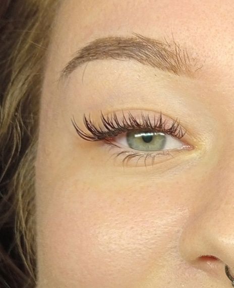 Stylizacja rzęs przedłużanie rzęs Lubliniec