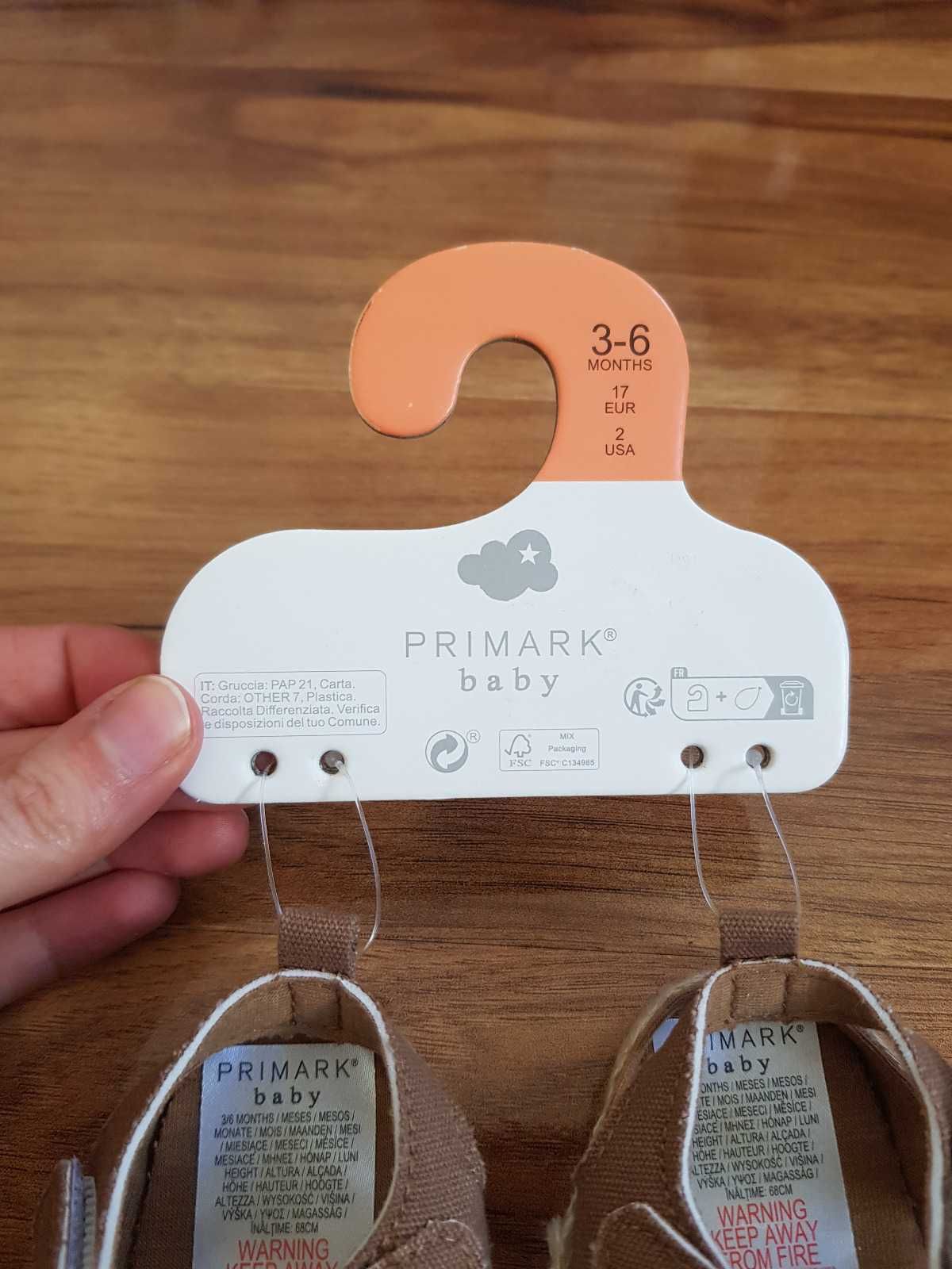 Brązowe sandały dla dziecka 3-6 miesięcy sandałki Primark Baby  17 EUR
