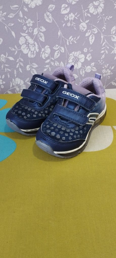 Кросівки на дівчинку, Geox, Adidas, Saucony, 15, 15,5, 16 см