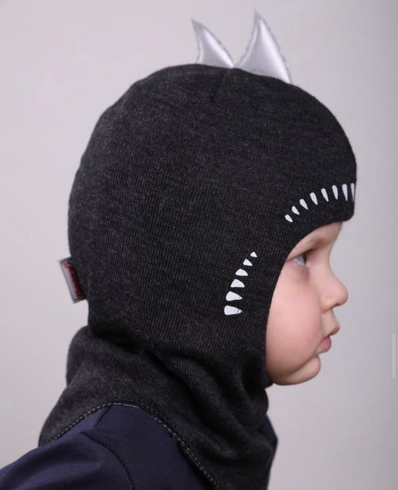 Beezy 2 p « Акула» шапка шлем