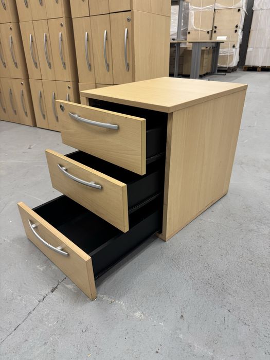 Szafki pod biurko,pomocniki cena 29,99