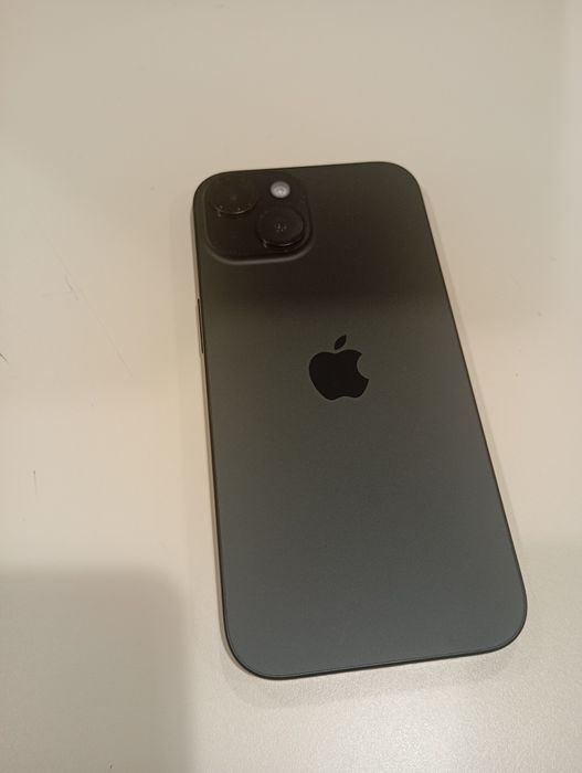 Apple iPhone 15 preto