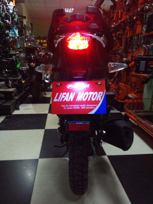 Мотоцикл LIFAN 2E