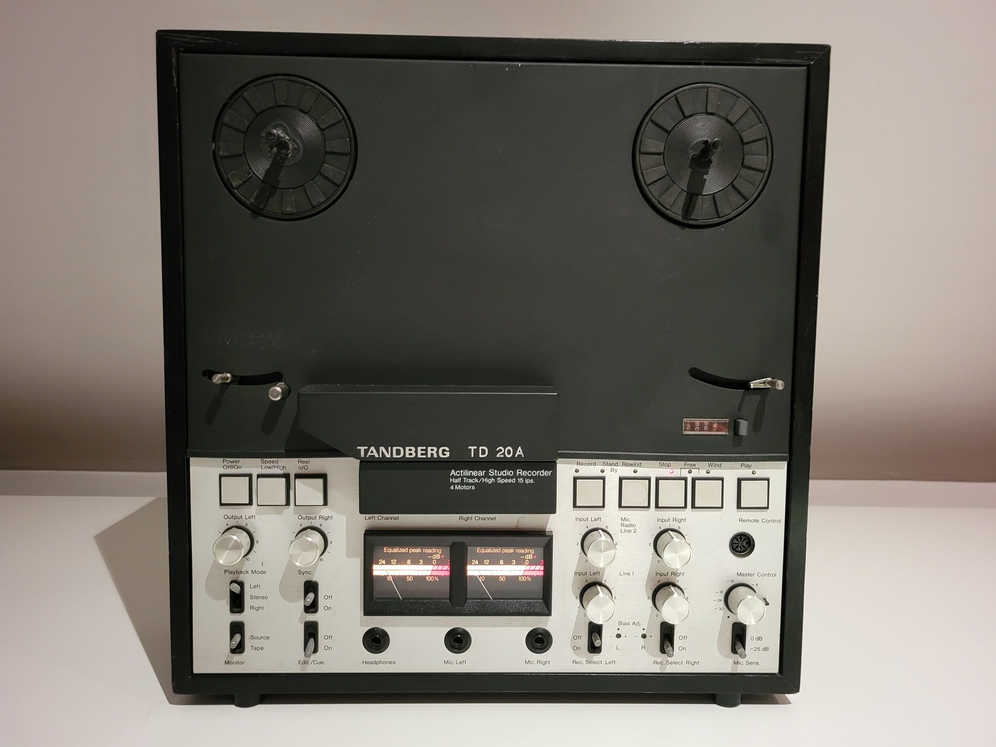 Tandberg TD 20A - Wersja studyjna Half Track/High Speed 15 ips.