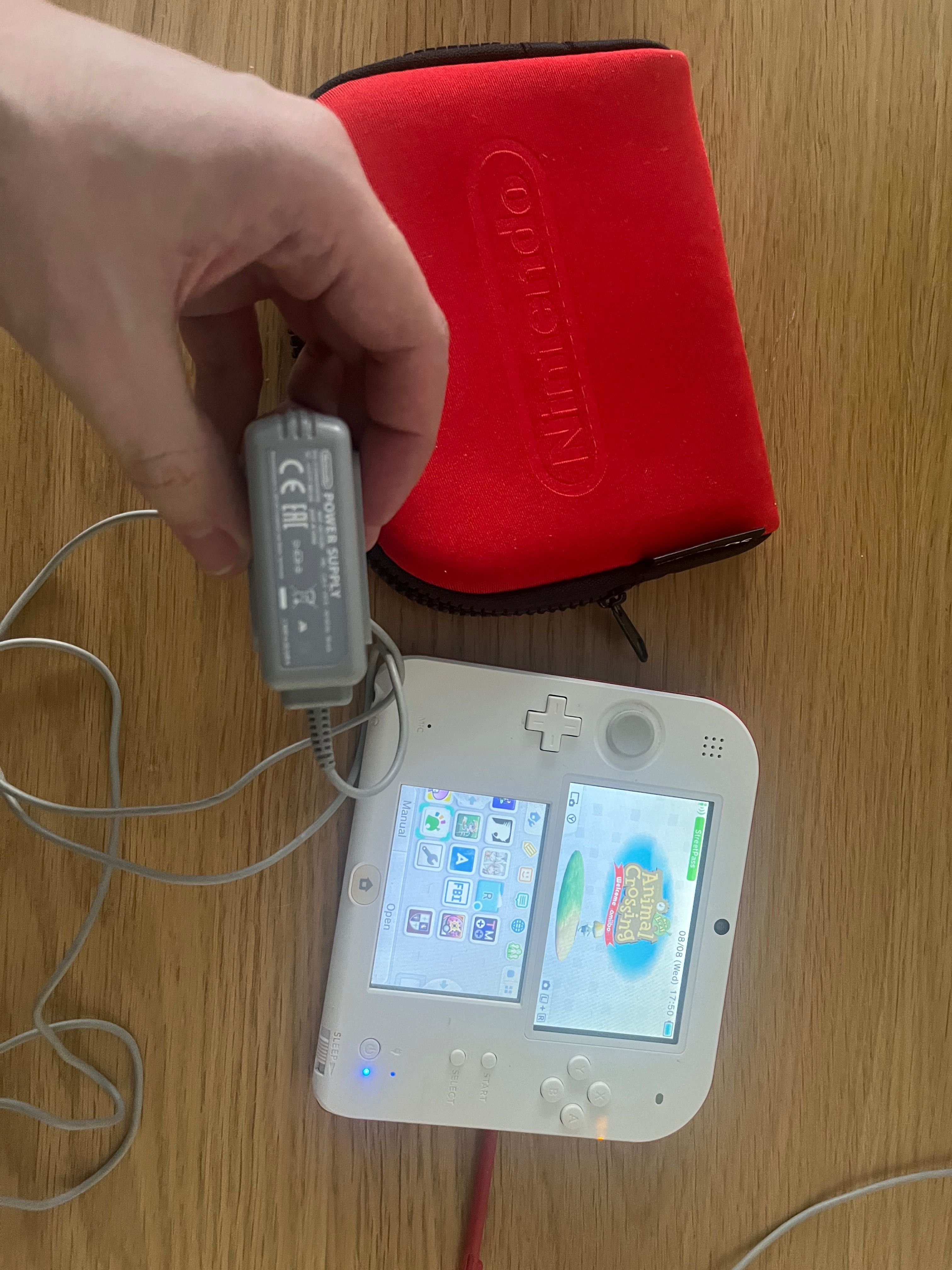 Nintendo 2DS 3DS - CFW Luma, futerał, ładowarka, rysik, komplet