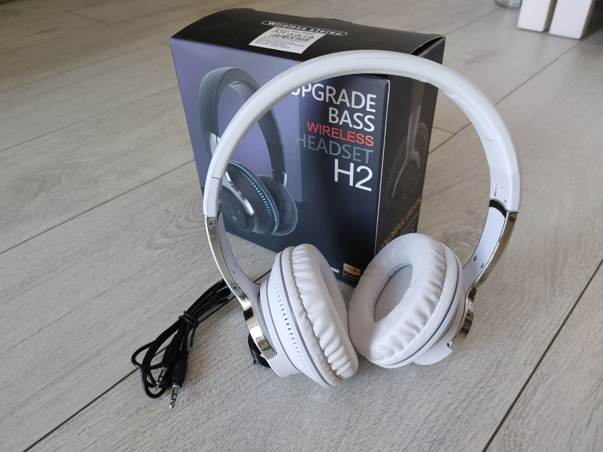 Słuchawki bezprzewodowe H2 Bluetooth mikrofon podświetlenie