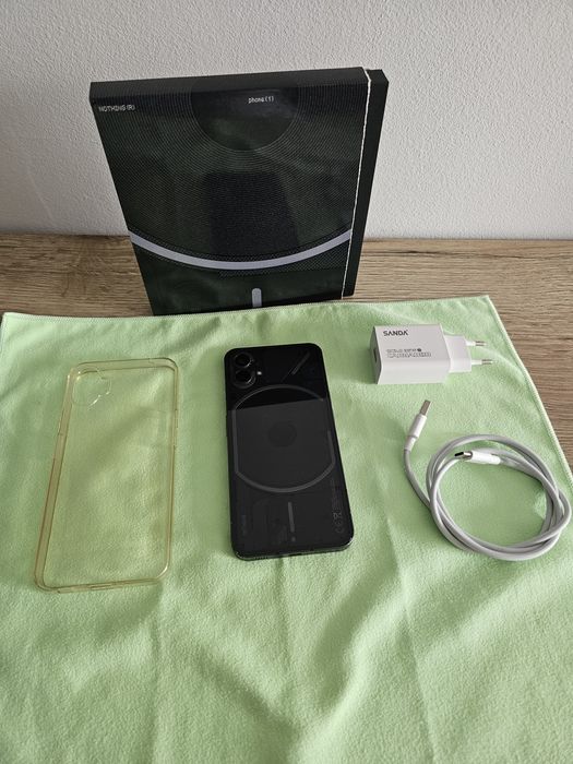 Telemóvel Nothing Phone (1) 5G 256GB desbloqueado