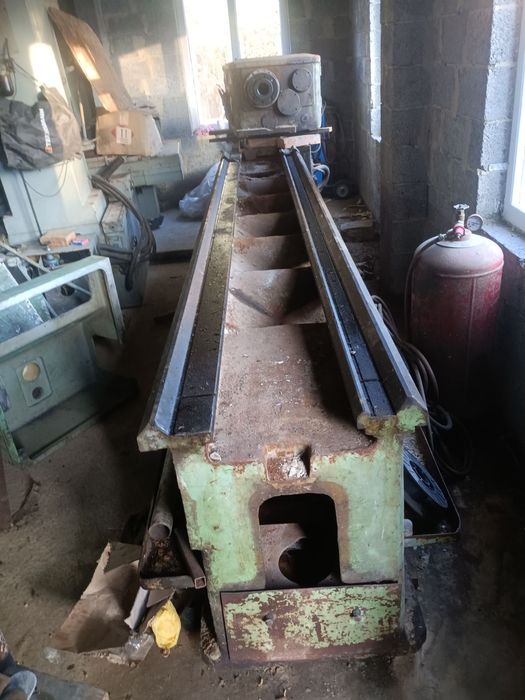 Станок токарний 1м63