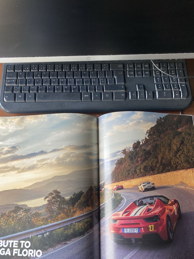 Livro Anual Ferrari 2019 & 2018