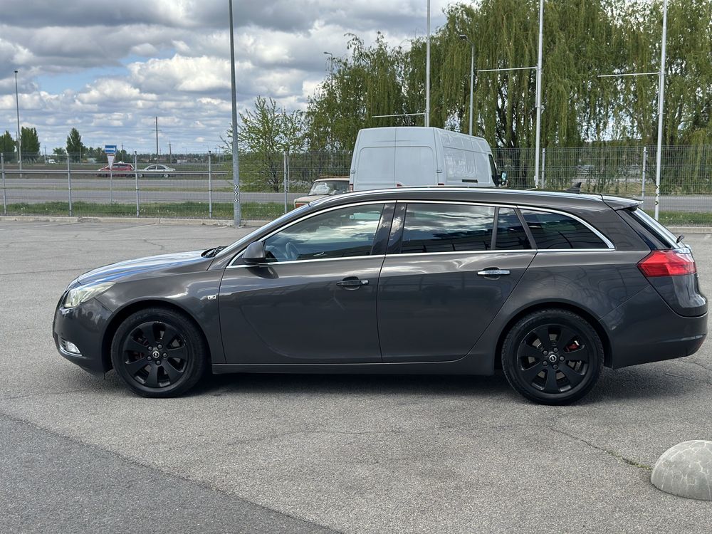 Opel Insignia 2.0 дизель 2012