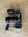 Nikon d200 z 2 obiektywami 18-70; 70-300  jedna barerią