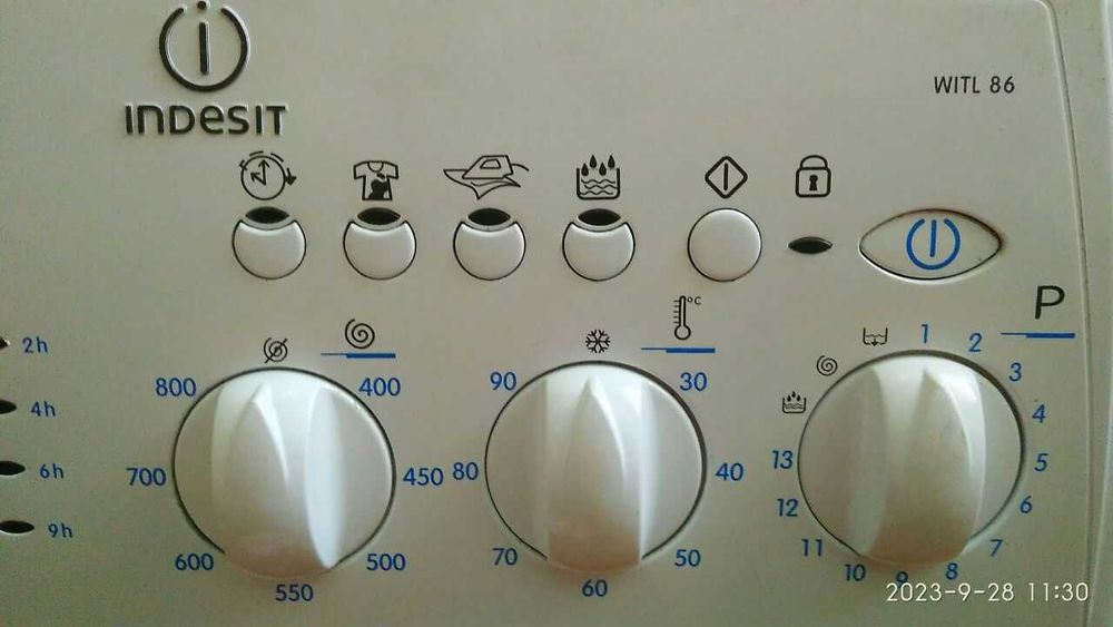 Стиральная машинка Indesit WITL 86 (Италия) на запчасти