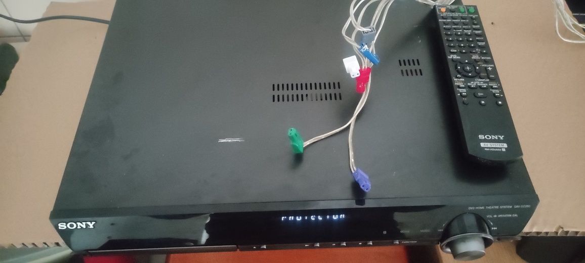 Sony DAV - DZ280, kino domowe (do naprawy lub na części)