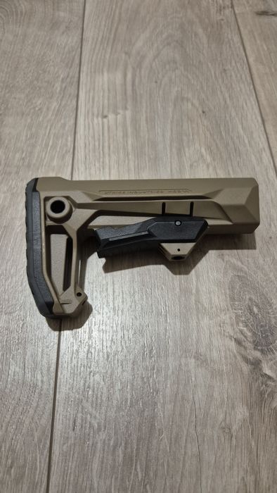 Приклад Strike Industries для ar 15