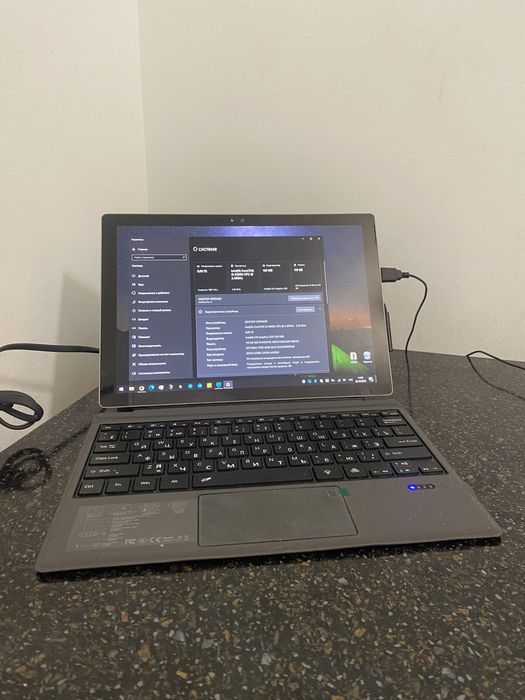 Surface 4 pro + Клавіатура, зарядка