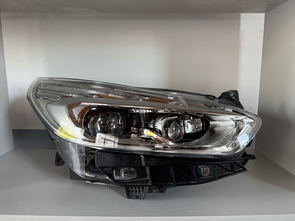 Ford S Max Galxy lampa reflektor full led em2b13w029eh
