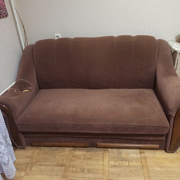 Диван 175*92. Спальне місце 198*140.