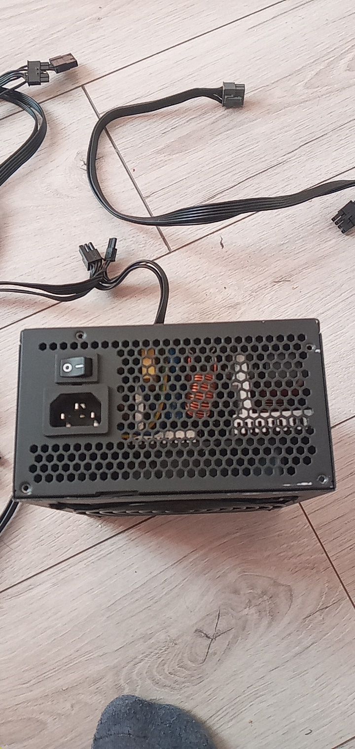 Продам модульний блок на 1600w