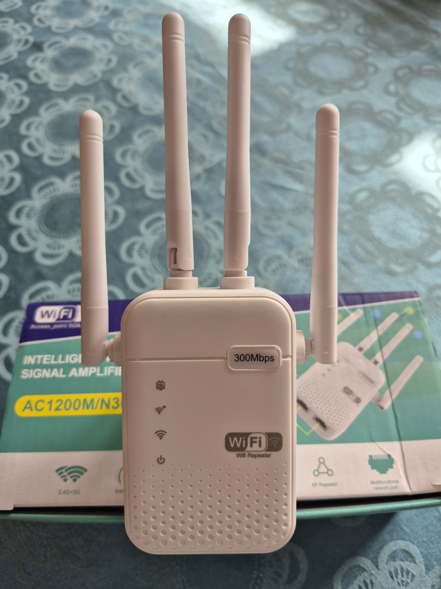 Wzmacniacz sygnału WiFi
