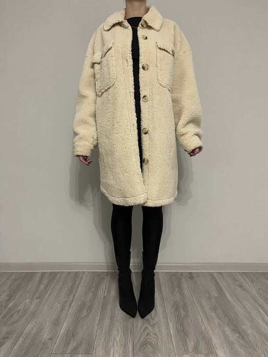 Куртка тедді Stradivarius