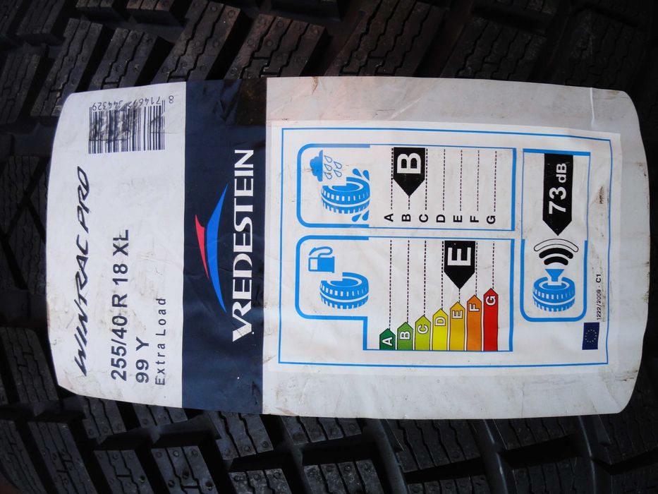 255/40R18 Vredestein Komplet 4 sztuki ZIMA NOWE 2018 rok