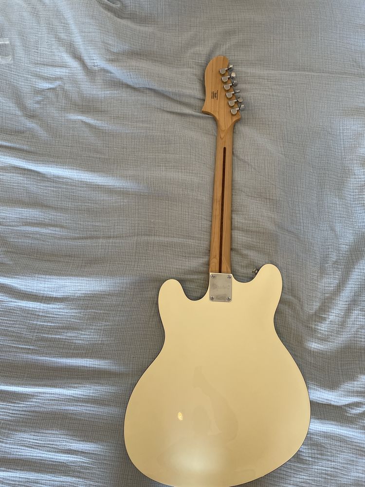 Squier Starcaster Olympic White
