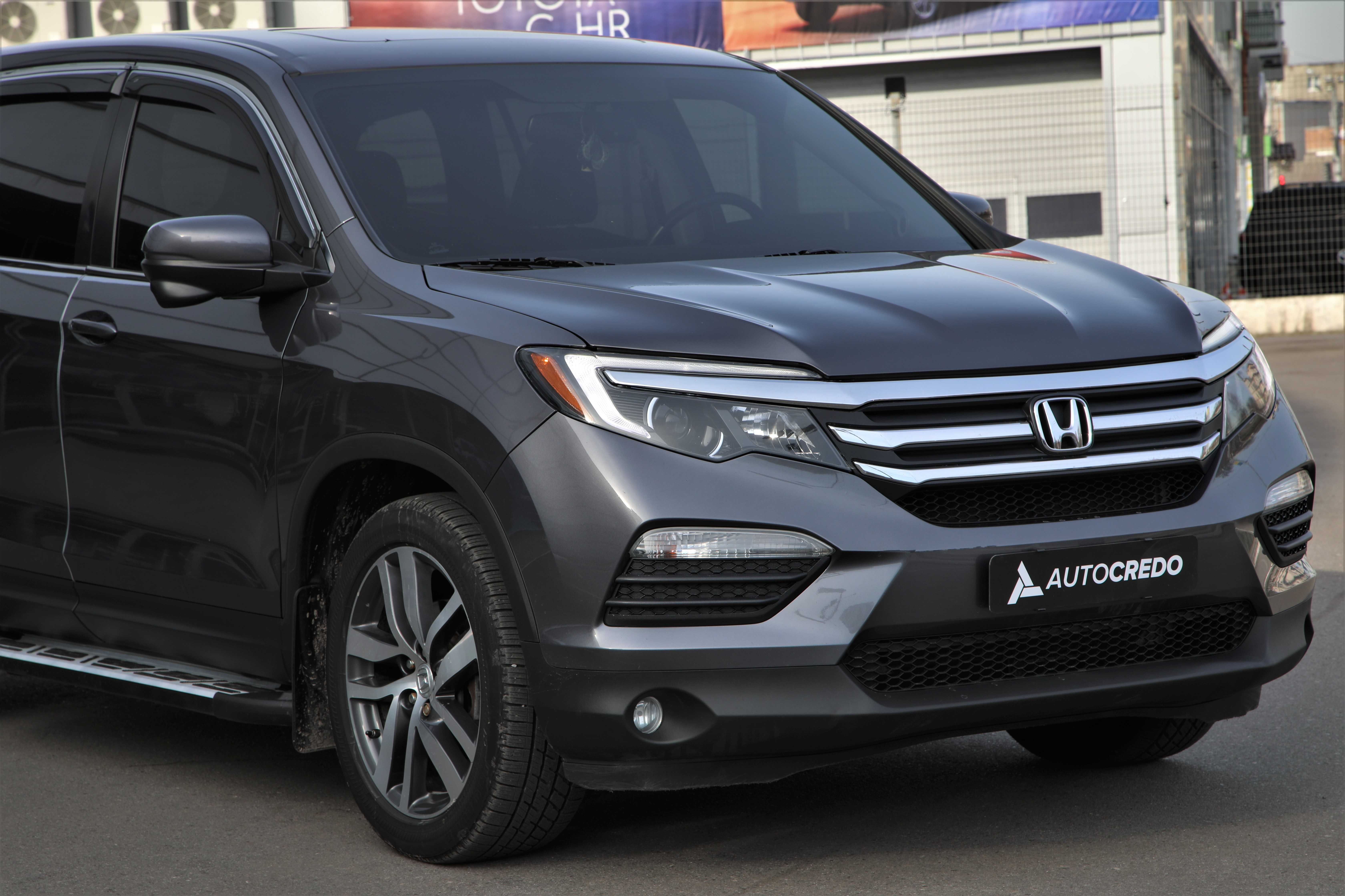 Honda Pilot 2017 року