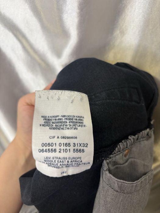 vintage Levi’s 501 dzinsy czarne klasyczne proste levisy casual denim