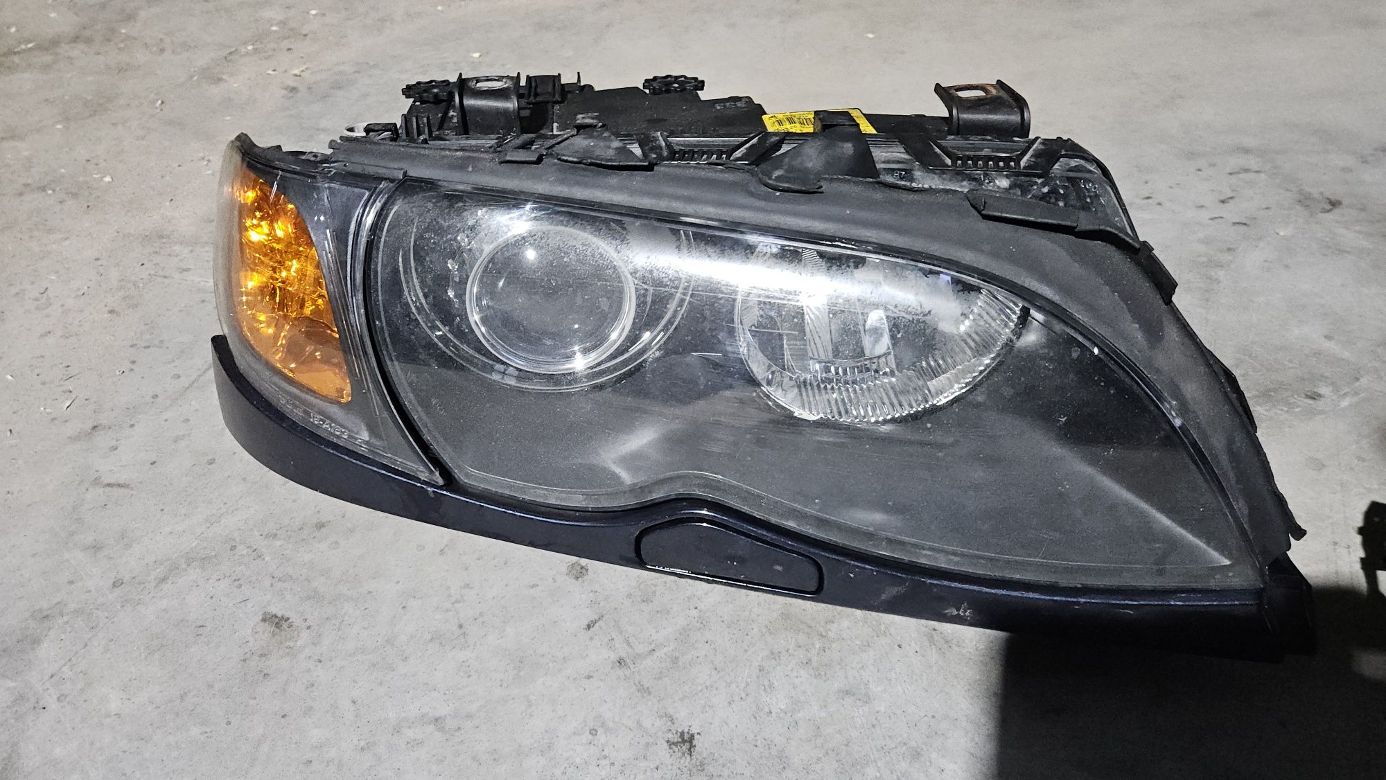 Lampa prawa BMW E46 xenon polift sedan spryskiwacz lampa przednia przó