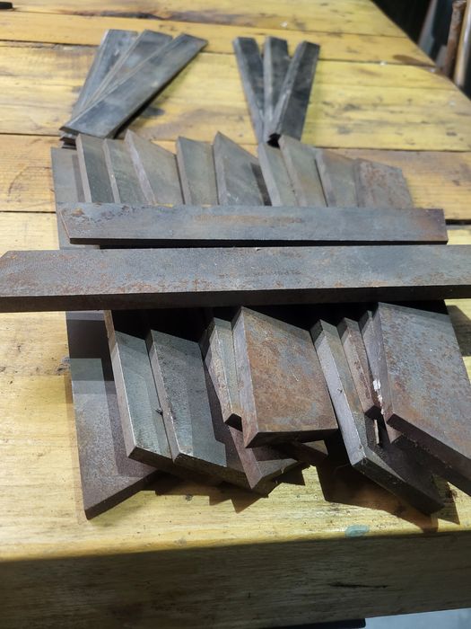 Ножі на фуганок втулки