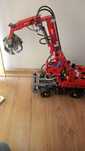 Lego dźwig 42144