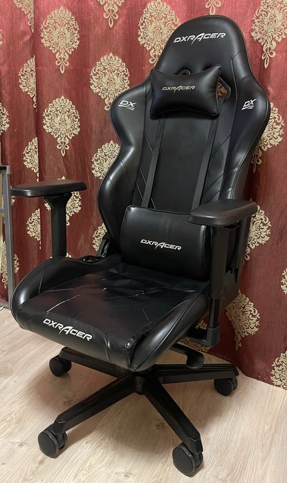 DXRacer G Series D8200