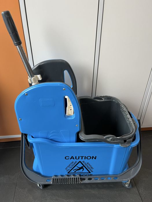 Візок для прибирання