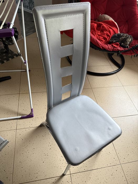 Стул кухонный металический