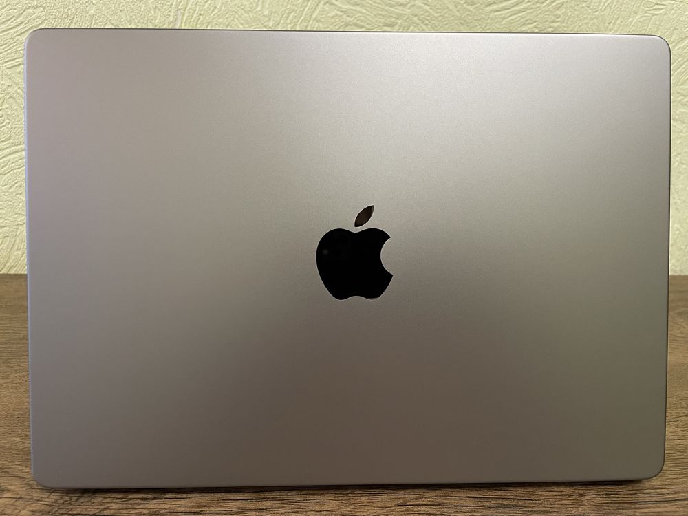 MacBook M1 Pro 14 16/512. A2442. Хорошее состояние. Официальный. 146ц.