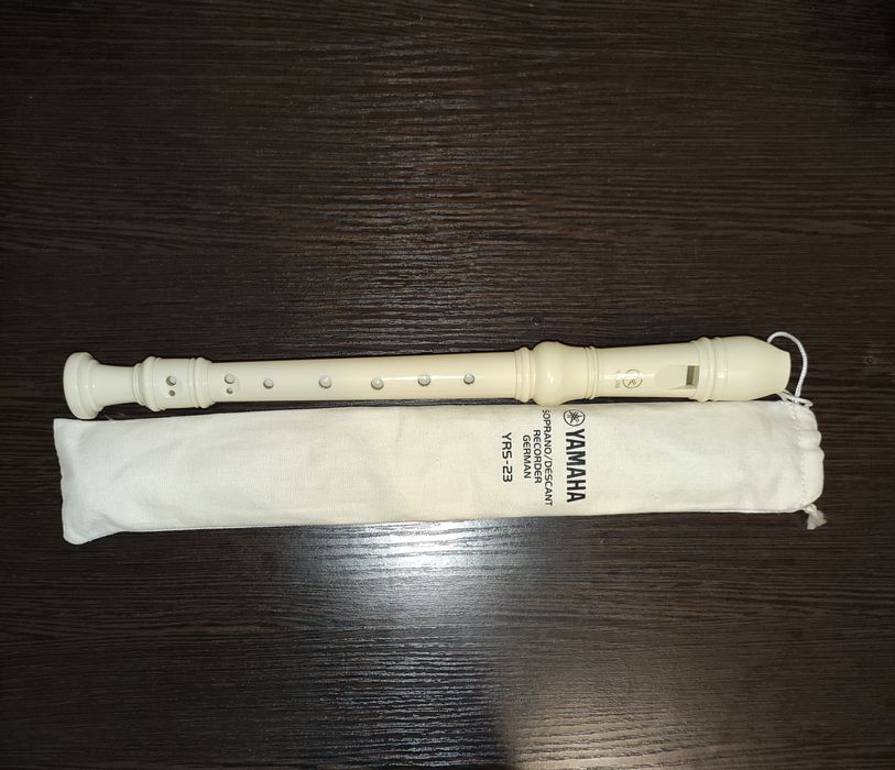 Блок-флейта YAMAHA YRS-23 Soprano