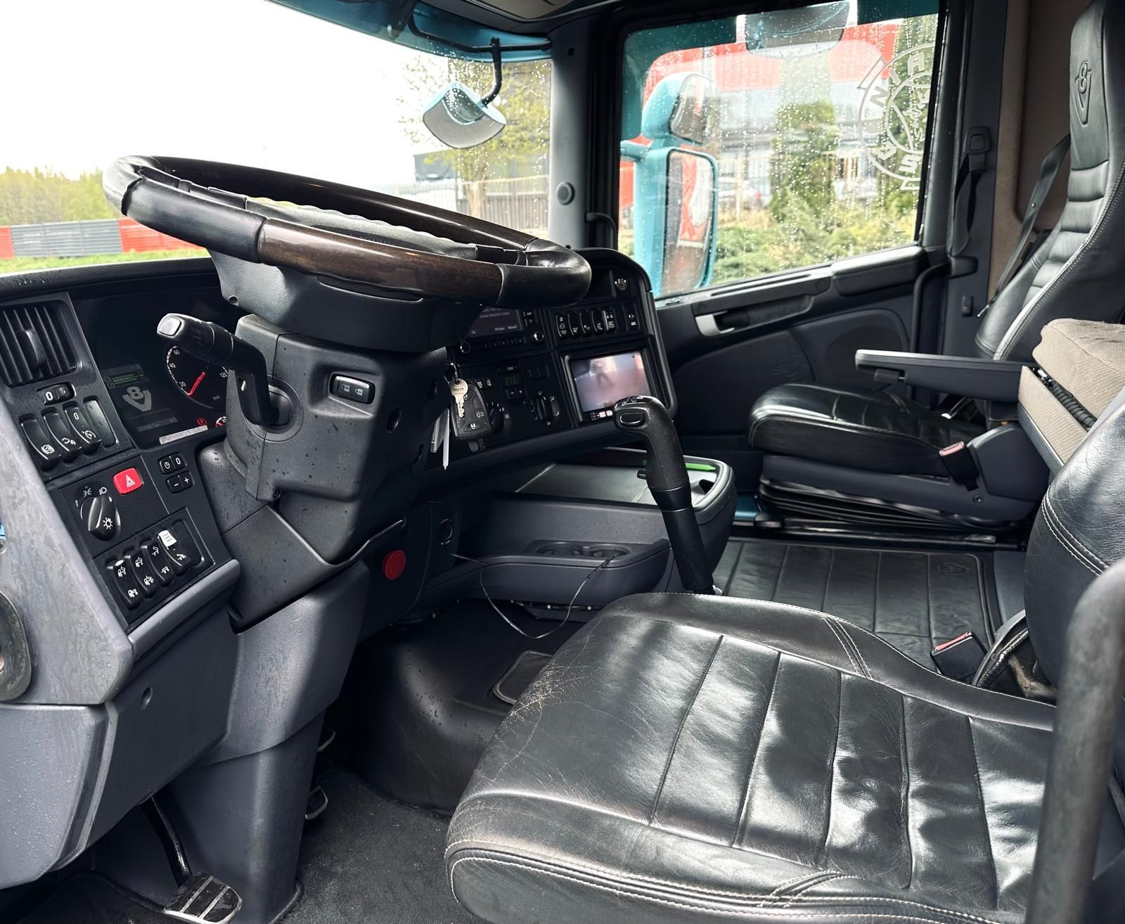 Scania 6x4 wywrotka 2013r hydroburta tyl full opcja
