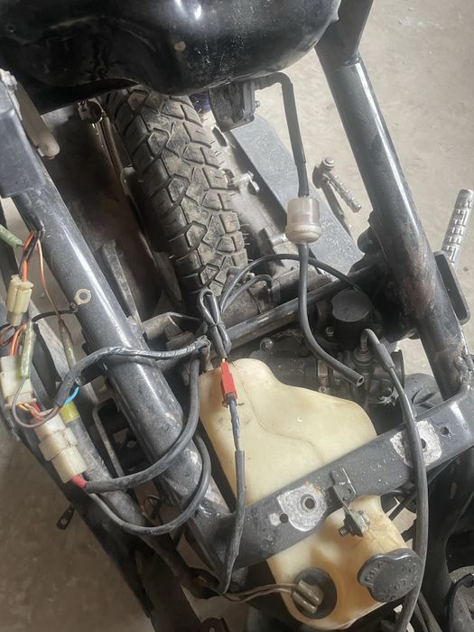 Запчастини yamaha axis ямаха ахіс 50 підлога