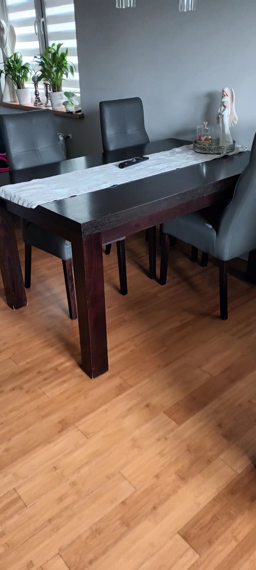 Stół rozkładany  duży