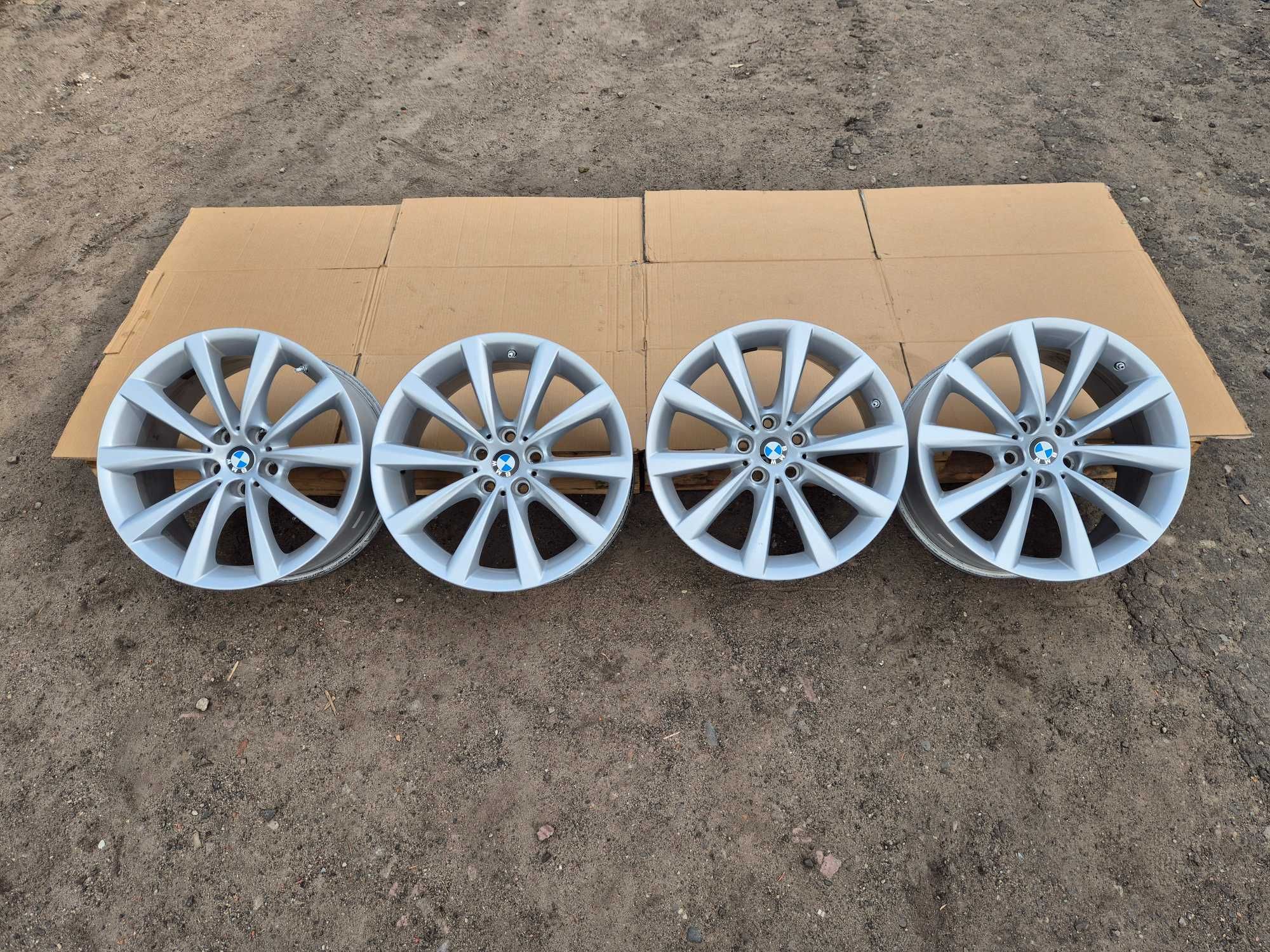 Komplet Felg Felgi 18" Cali 5x120 ET30 BMW 7 G11 G12 G30 G31 X3 X4