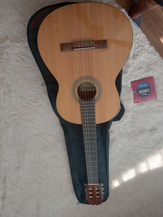 Гітара Admira Alba шестиструнна