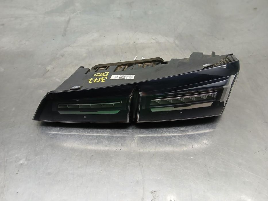 Farolim da mala direito PEUGEOT 308 III