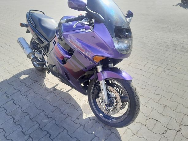 Honda Cbr 1000 F Dual sc28