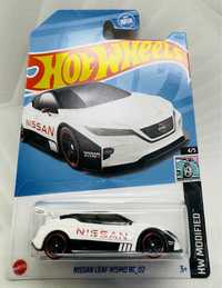 Колекційна машинка Хот Вілс Hot Wheels Nissan Leaf Nismo RC_02