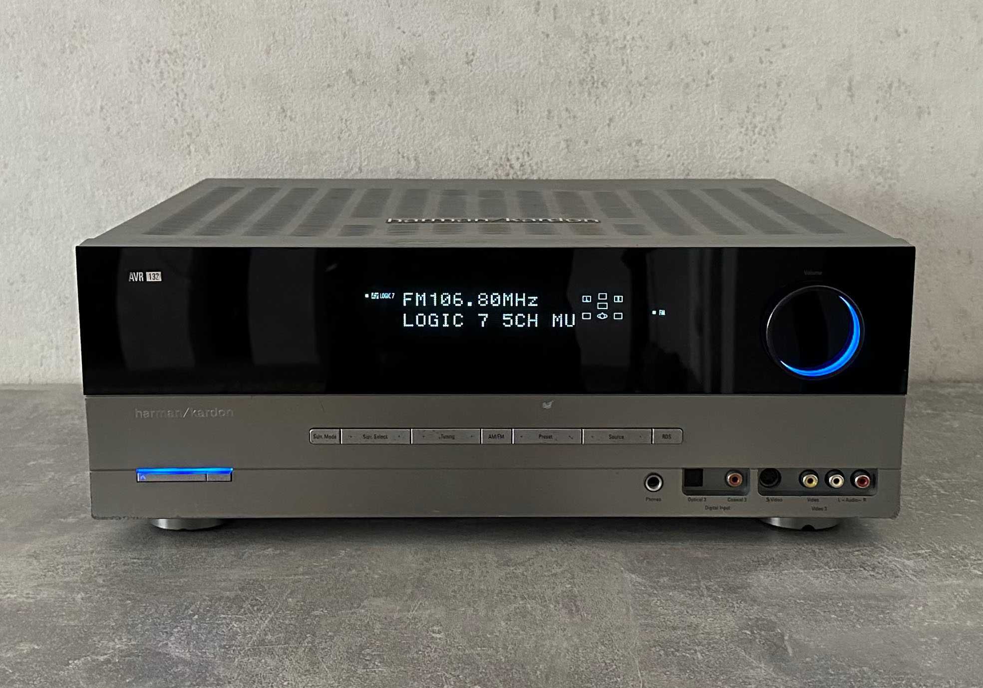 Ресивер Harman Kardon AVR132 (5 × 45 Вт, ЦАП, FM-приймач, БП 580 Вт)